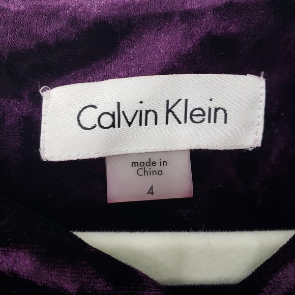 Calvin Klein Crushed Velvet Dress 4 Bell Sleeve Sheath Knee Length Purple NWT - Picture 3 of 10